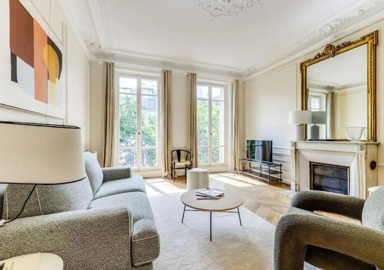 La Fleur Du Bosquet - Sumptuous- Eiffel Tower View Apartment Paris France