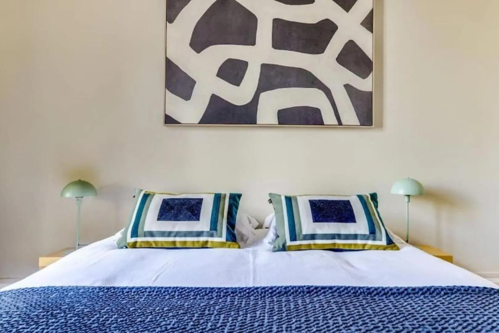 La Fleur Du Bosquet - Sumptuous- Eiffel Tower View Apartment Paris